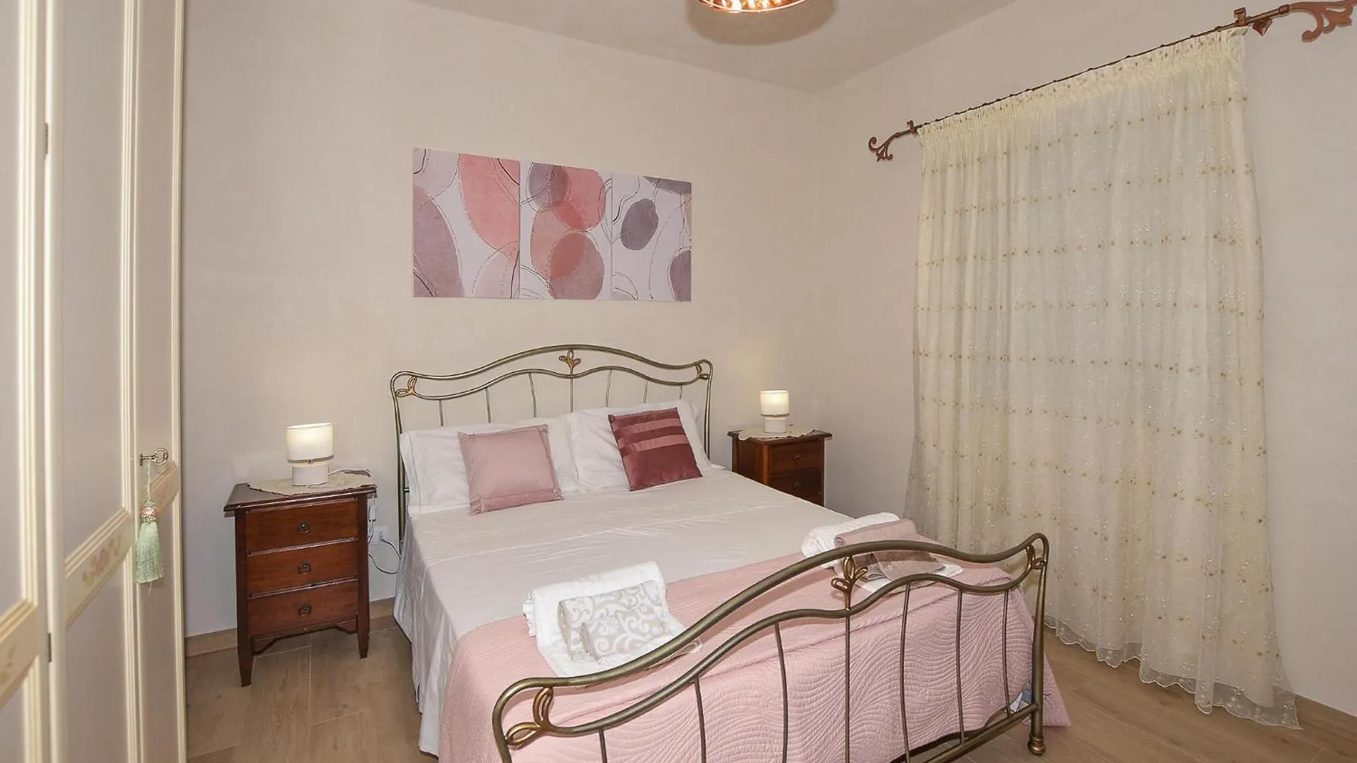 2 Bedroom Cozy Home In Ispica Semesterbostad