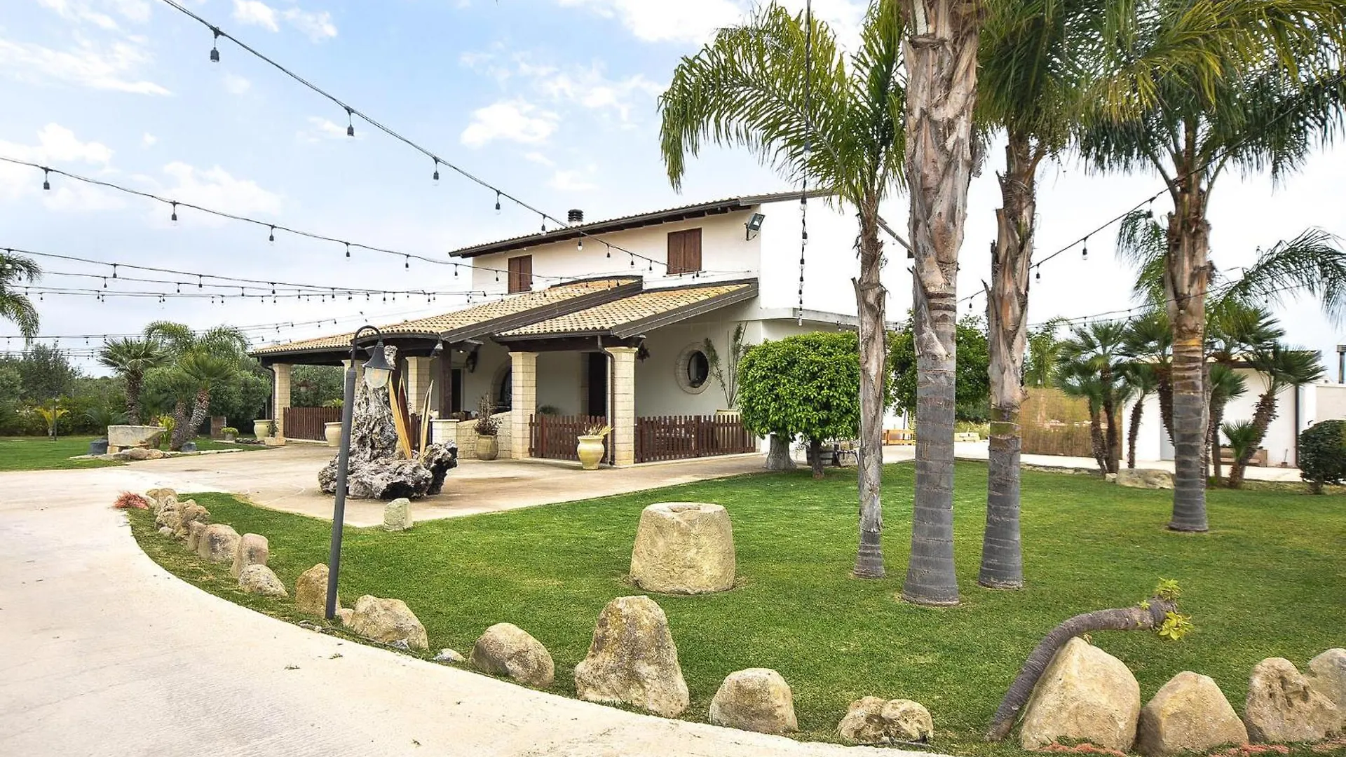 2 Bedroom Cozy Home In Ispica